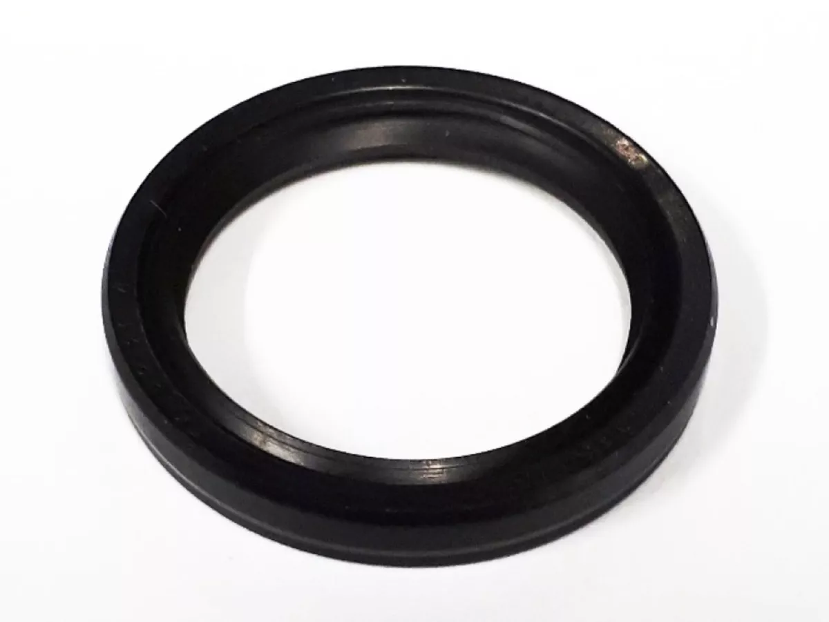 Paraolio 22x28x4mm -PIAGGIO- utilizzato per attacco pinza freno, Vespa GTS 125 (ZAPMA3100, ZAPMA3200, ZAPMA3700), Vespa GTS 150 (ZAPMA3200, ZAPMA3100), Vespa GTS 300 (ZAPMA3300), Vespa GTS HPE 300 (ZAPMA3600, ZAPMD310), Vespa GTS Super 125 (ZAPMA310)