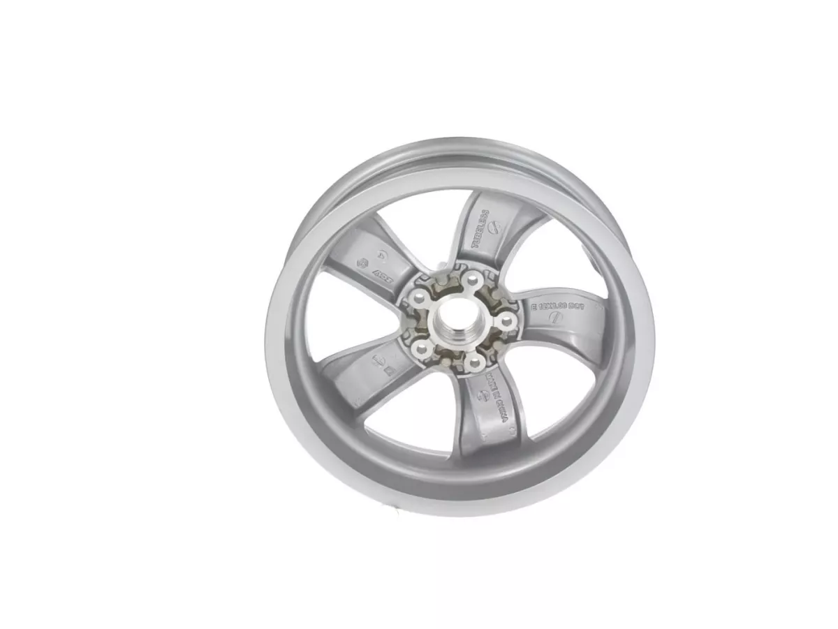 Pelek -PIAGGIO, GTS V2021- GTS125/300 Super Sport, HPE, Supertech, Notte - perak, (3.00x12) - 5 jari-jari - cocok untuk Vespa GTS, HPE 125/300cc - belakang (2017-, velg warna ABS yang dibaut ke pelek)