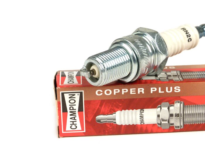 Spark plug -PIAGGIO- Champion RN2C -
