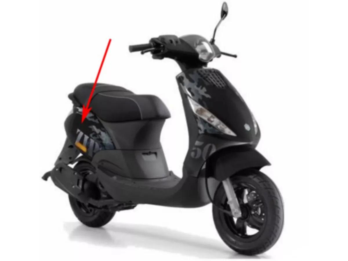Base sedile -PIAGGIO- Piaggio ZIP 2 - Nero Lucido (083)