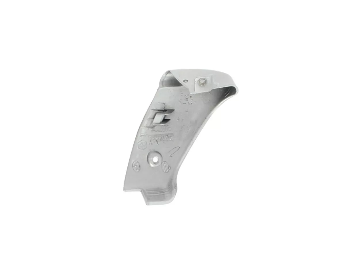 Coperchio terminale pedana, destro -PIAGGIO- Silver Cortina (711/B) - Vespa GT L 125 (ZAPM31100, ZAPM31101), Vespa GT L 200 (ZAPM31200), Vespa GTS 125 (ZAPM31300, ZAPMA3100, ZAPMA3200, ZAPMA3700), Vespa GTS 150 (ZAPMA3100, ZAPMA3200), Vespa GTS 250 (ZAPM