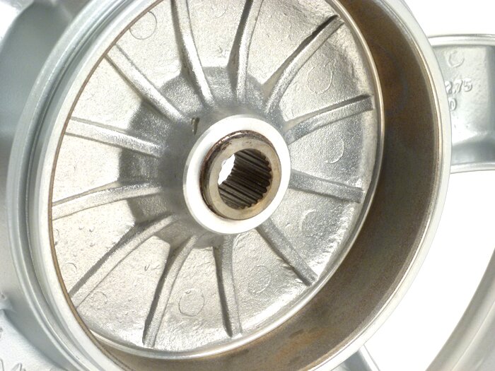 Pelek belakang 11 x 2,75 -PIAGGIO- Vespa Primavera (2013-)