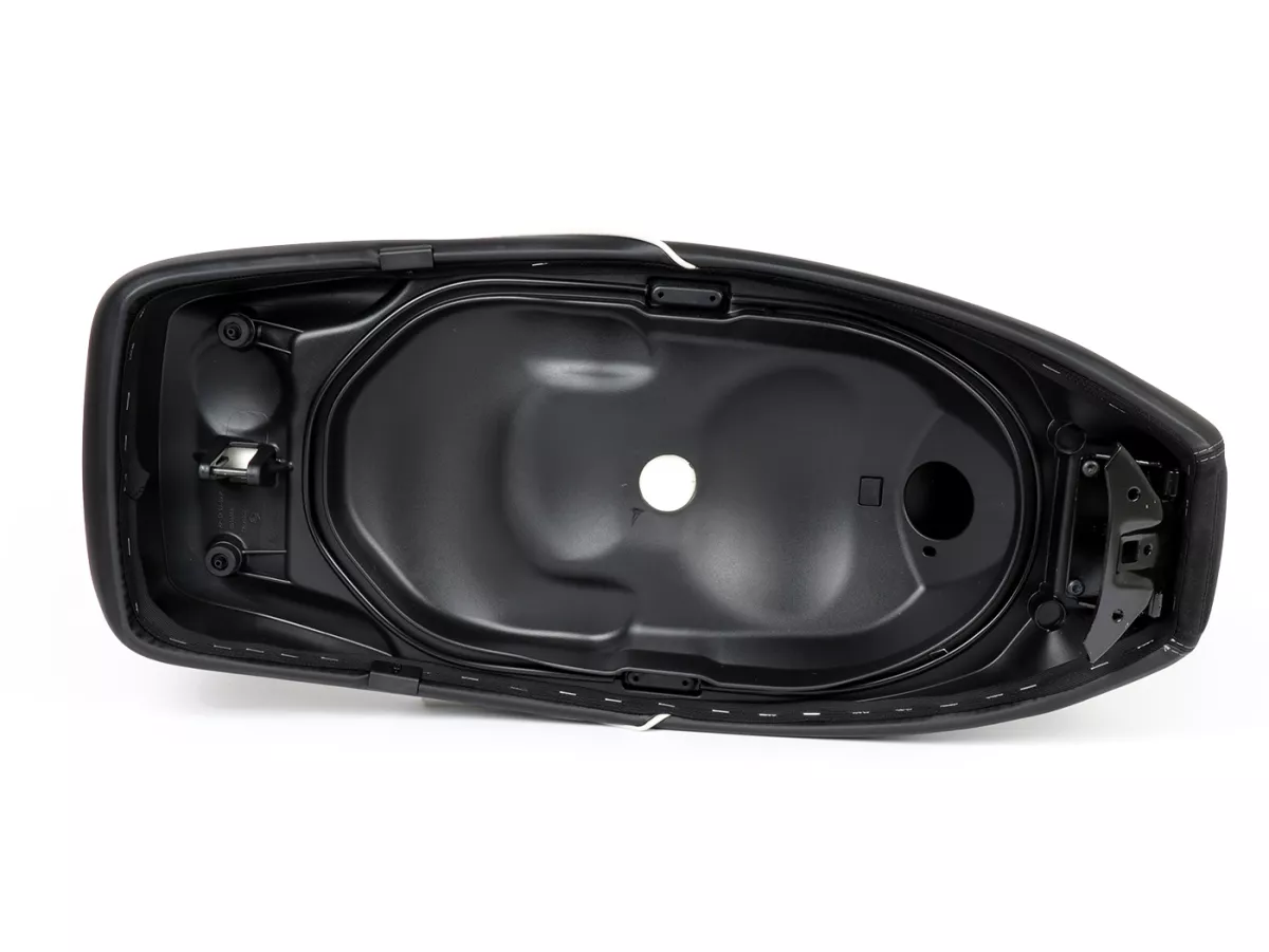 Zitbank -PIAGGIO Sei Giorni (2017-)- Vespa GTS HPE, GTV HPE, GTS Super 125-300cc - Zwart