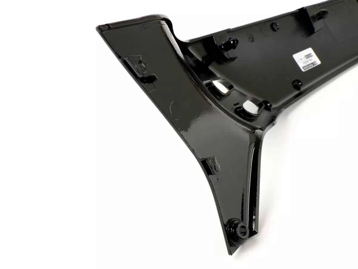 Rivestimento laterale destro -PIAGGIO- Nero (094) - Vespa GTS 125 (ZAPM31300), Vespa GTS 250 (ZAPM45100, ZAPM45101), Vespa GTS 300 (ZAPM45200, ZAPM45202), Vespa GTS Super 125 (ZAPM45300, ZAPM45301), Vespa GTS Super 300 (ZAPM45200, ZAPM45202), Vespa GTS Su