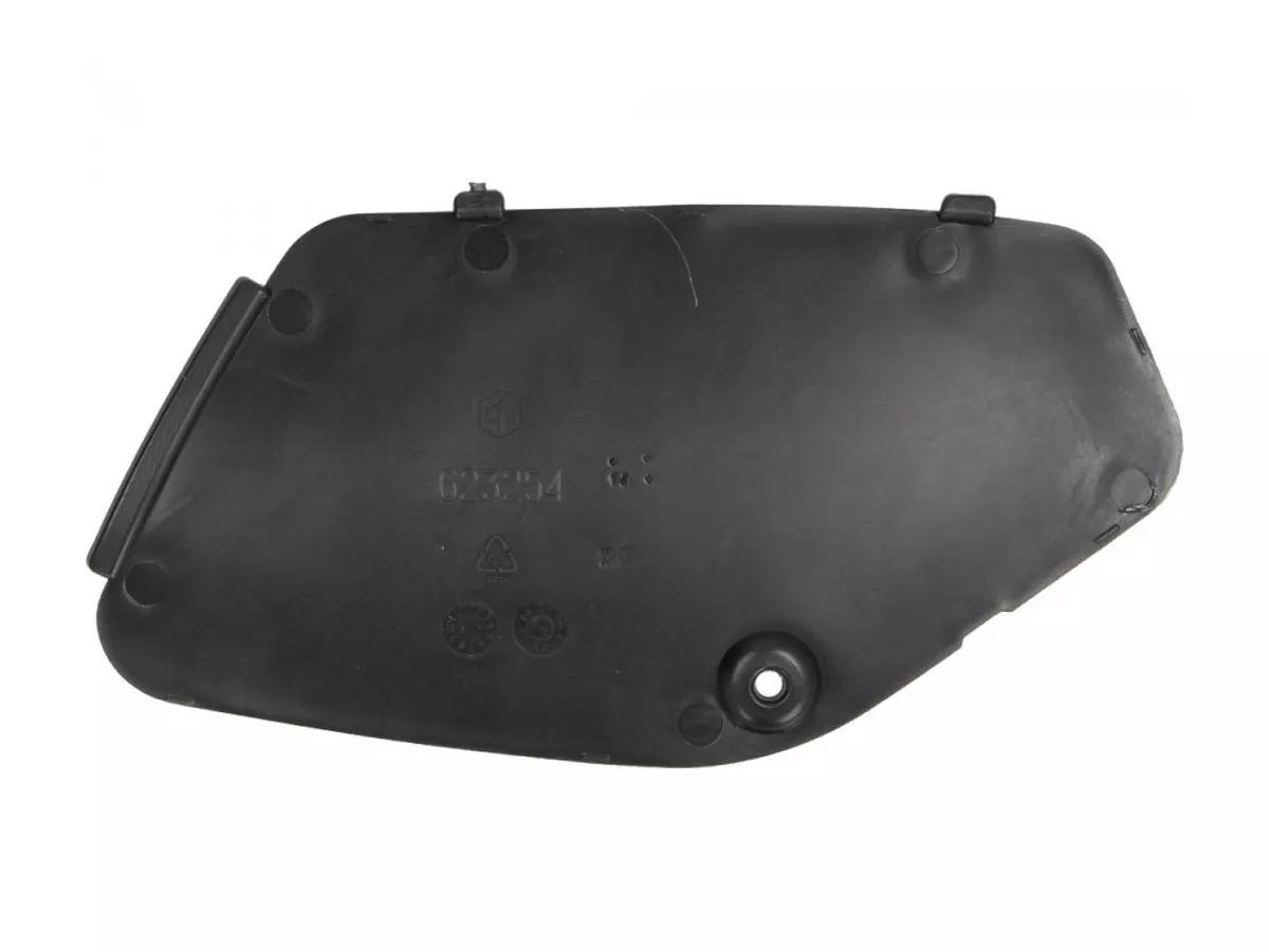 Tapa de inspección derecha -PIAGGIO- Gilera Fuoco - de color negro pasante