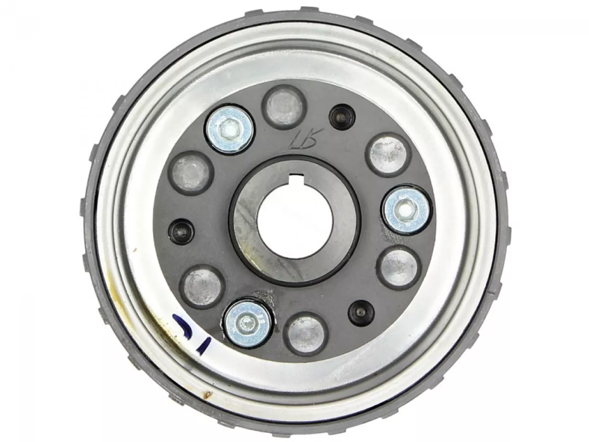 Volant magnétique -PIAGGIO- Vespa GTS Super 125 (ZAPM45300, ZAPM45301), Aprilia SR Max 125 (ZAPM357, ZD4M357), Gilera Nexus 125 (ZAPM35700), Piaggio Beverly 125 (ZAPM69100), Piaggio MP3 125 (ZAPM63100, ZAPM65100), Piaggio X7 125 (ZAPM62101)