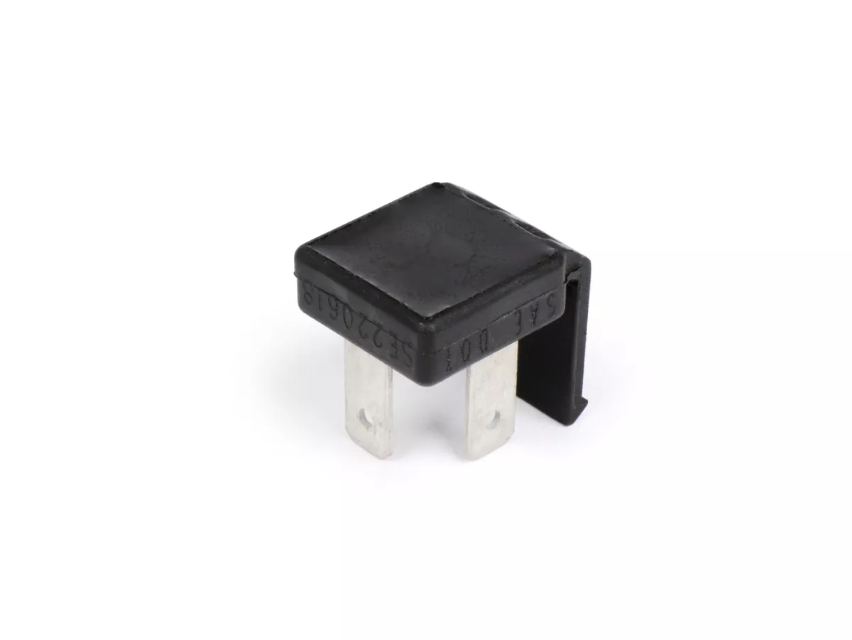 Indicator flasher relay -PIAGGIO- Vespa GT 250 (ZAPM45102), Vespa GTS 250 (ZAPM45100), Vespa GTS 300 (ZAPM45200), Vespa GTS Super 125 (ZAPM45300, ZAPM45301), Vespa GTS Super 300 (ZAPM45200, ZAPM45202), Vespa GTS Super Sport 300 (ZAPM45200), Vespa GTV 250