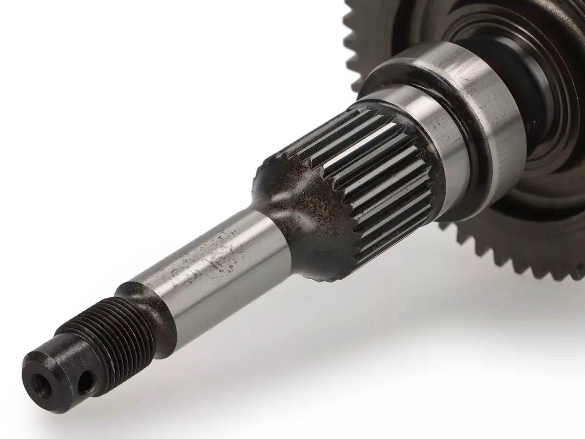Rear wheel shaft -PIAGGIO- Vespa GTS Super 125 (ZAPM45300, ZAPM45301), Vespa GTS Super Sport 125 (ZAPM45300), Aprilia SR Max 125 (ZAPM357, ZD4M357), Gilera Nexus 125 (ZAPM35700)