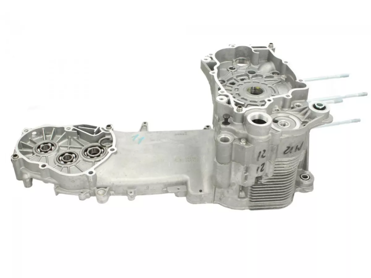 Carcassa motore -PIAGGIO, Categoria 2- Vespa GTS 250 (ZAPM45100), Piaggio Beverly 250 (ZAPM28800, ZAPM28500, ZAPM28802, ZAPM28801), Piaggio Beverly 300 (ZAPM69200, ZAPM28A00), Piaggio Carnaby 250 (ZAPM60300), Piaggio Carnaby Cruiser 300 (ZAPM60400), Piagg
