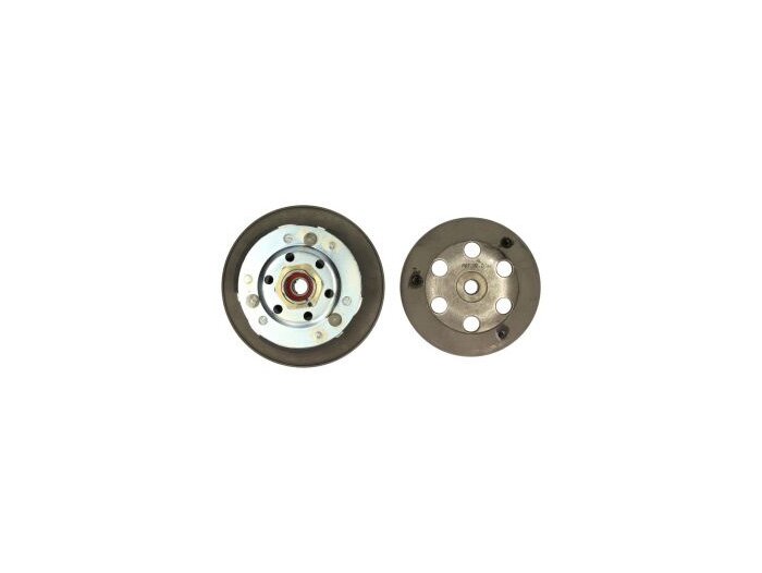 Pulley unit with clutch -PIAGGIO- Vespa ET2 50, ET2 inietione 50, LX 50, LXV 50, S 50, Piaggio Liberty 50, Zip II 50, Fly 100, Free 50, Free 100, TPH 50, NRG MC3 50, Gilera Stalker, Aprilia Scarabeo 100, Derbi Atlantis 100