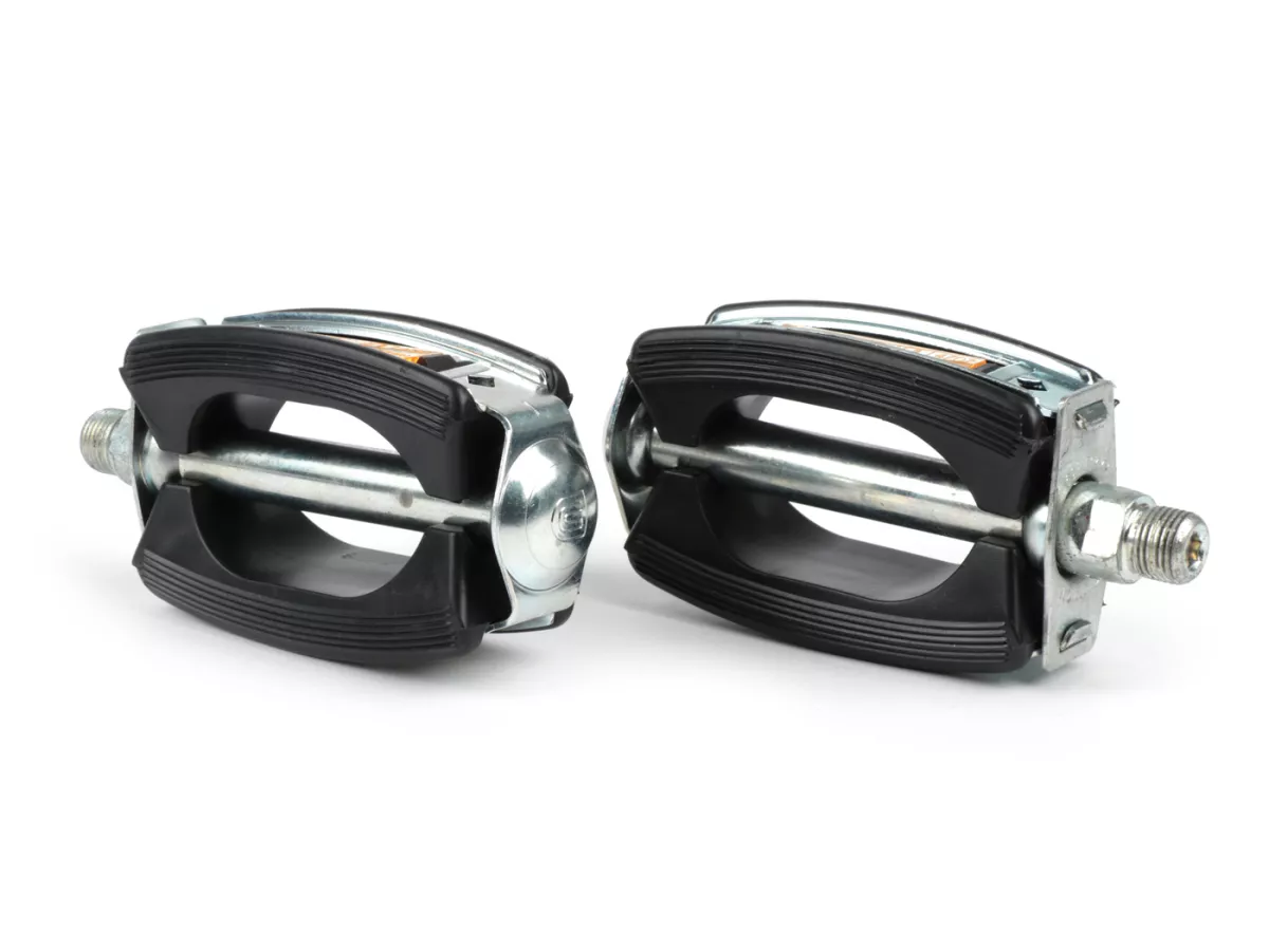 Pedal Set -OEM- Piaggio Ciao, Bravo, Boxer similar 1 Series Pedals 1967-1972