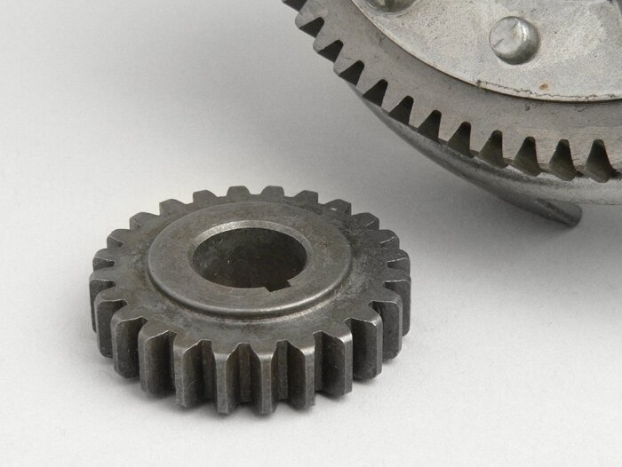 Rapporto di trasmissione primario - QUALITÀ OEM - Vespa V50, PV125, ET3, PK50, PK80, PK125 - 24-72 = 3,00