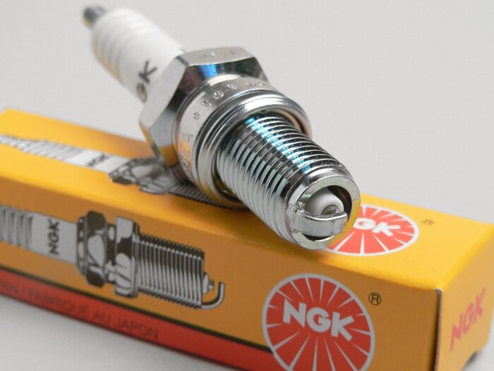 Spark plug -NGK D EA-  D9EA