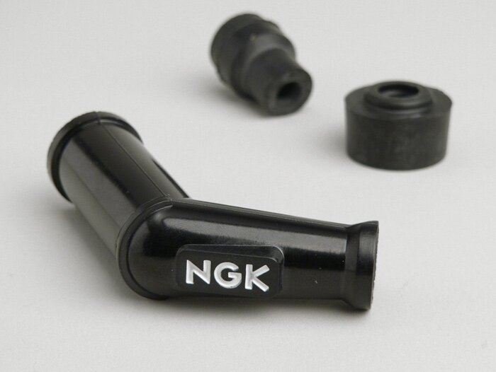 Tändstiftskontakt -NGK 5kΩ Standard 120°- Svart - 10-12mm