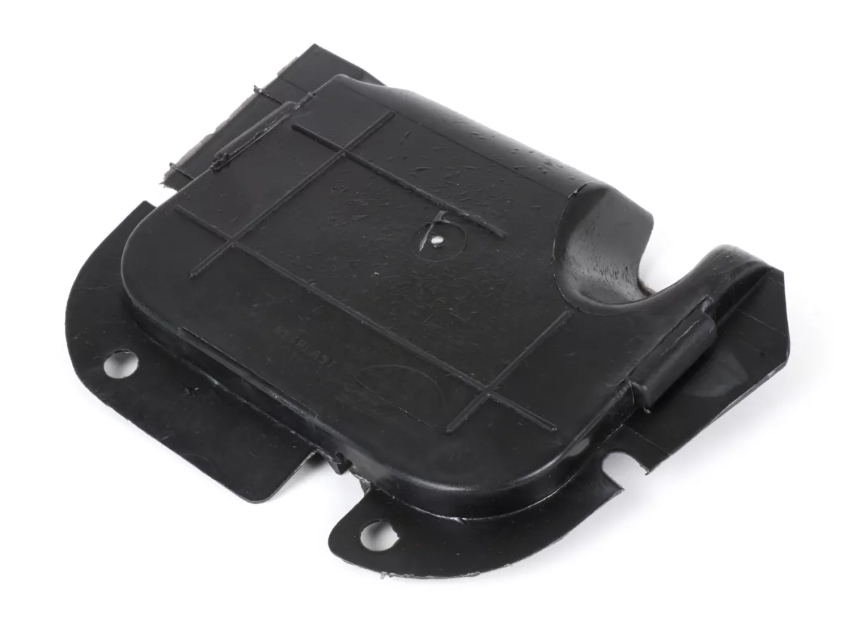 Cache châssis sous réservoir -QUALITÉ OEM- Vespa Largeframe PX80, PX125, PX150, PX200, T5 125cc
