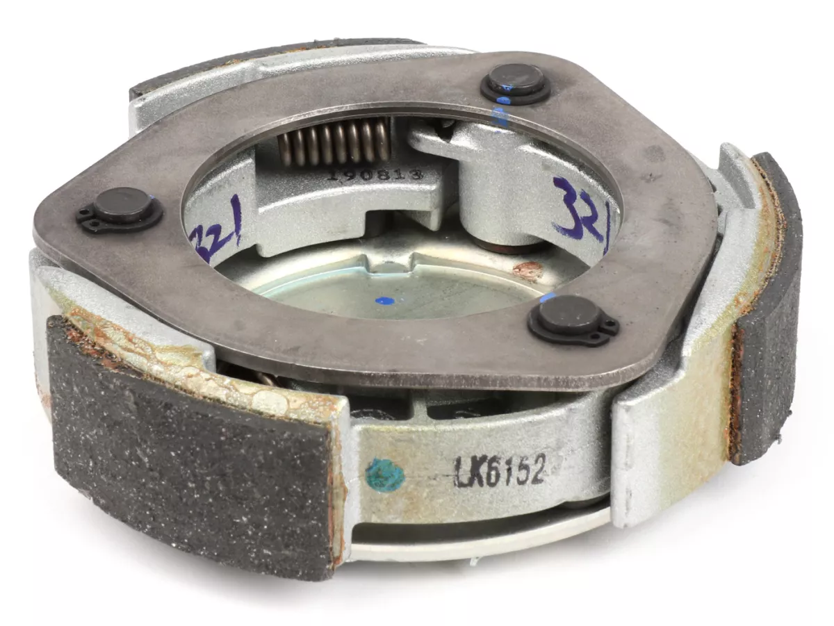 Embrague -PIAGGIO- Vespa GTS HPE 300 (ZAPMA3600, ZAPMD310), Vespa GTS Super HPE 300 (ZAPMA360, ZAPMD3100), Vespa GTV HPE 300 (ZAPMD3102), Piaggio MP3 HPE 300 (ZAPTD2100)
