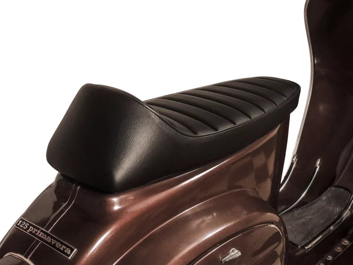 Sedile -FASTBACK 2.0- Vespa V50, PV125, ET3 - Nero