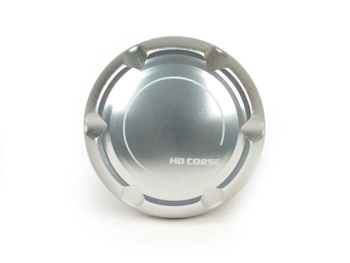 Tutup tangki -HD CORSE Aluminium CNC- Vespa 946, ET2, ET4, GT, GTV, GTL, GTS 125-300, LX, LXV, S, Gilera Fuoco, GP, ICE, Stalker, Piaggio Beverly, Carnaby, Fly, Free, Hexagon, Liberty, MP3, NRG, NRG MC2, NRG MC3, NRG Extreme, NTT, Storm, Sfera RST, SKR, S