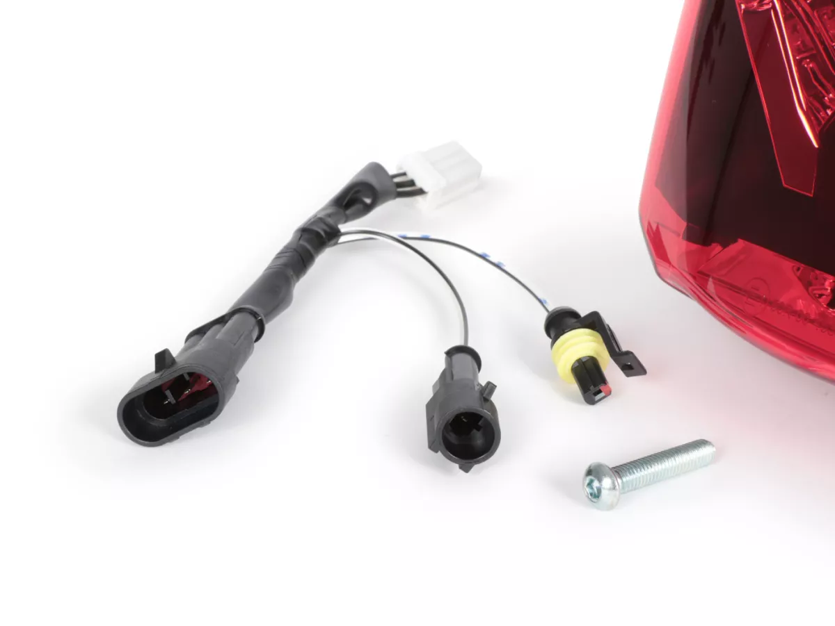 Tail light incl. frame -4 CORSA LED- Vespa GTS (2019-2022) GTS125 iGet, GTS300 HPE, GTS SUPER 125/300 HPE, GTS SUPERSPORT 125/300, GTS SUPERTECH 125/300 HPE - Glass red/ Frame matt black