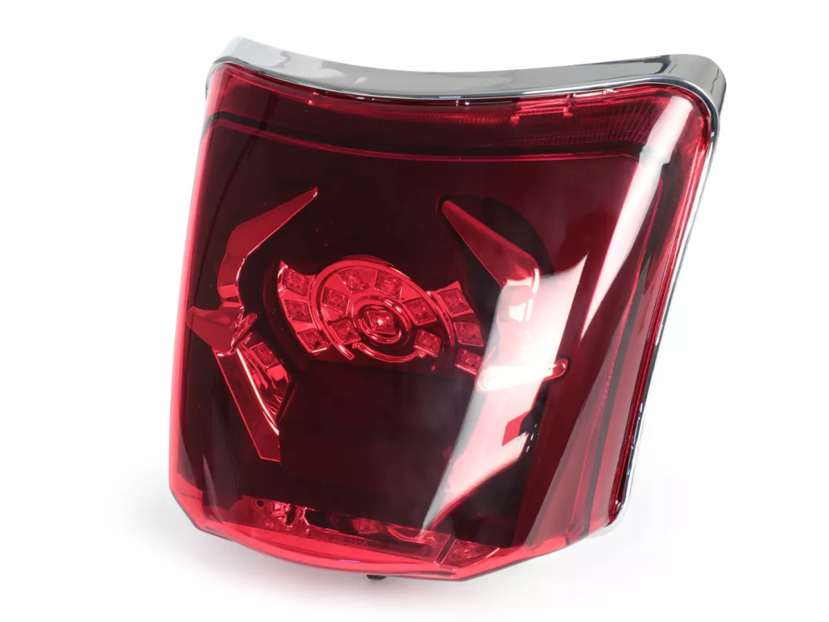 Feu arrière avec support de montage -4 CORSA LED- Vespa GTS (2019-2022) GTS125 iGet, GTS300 HPE, GTS SUPER 125/300 HPE, GTS SUPERSPORT 125/300, GTS SUPERTECH 125/300 HPE - cabochon rouge/ support de montage chromé