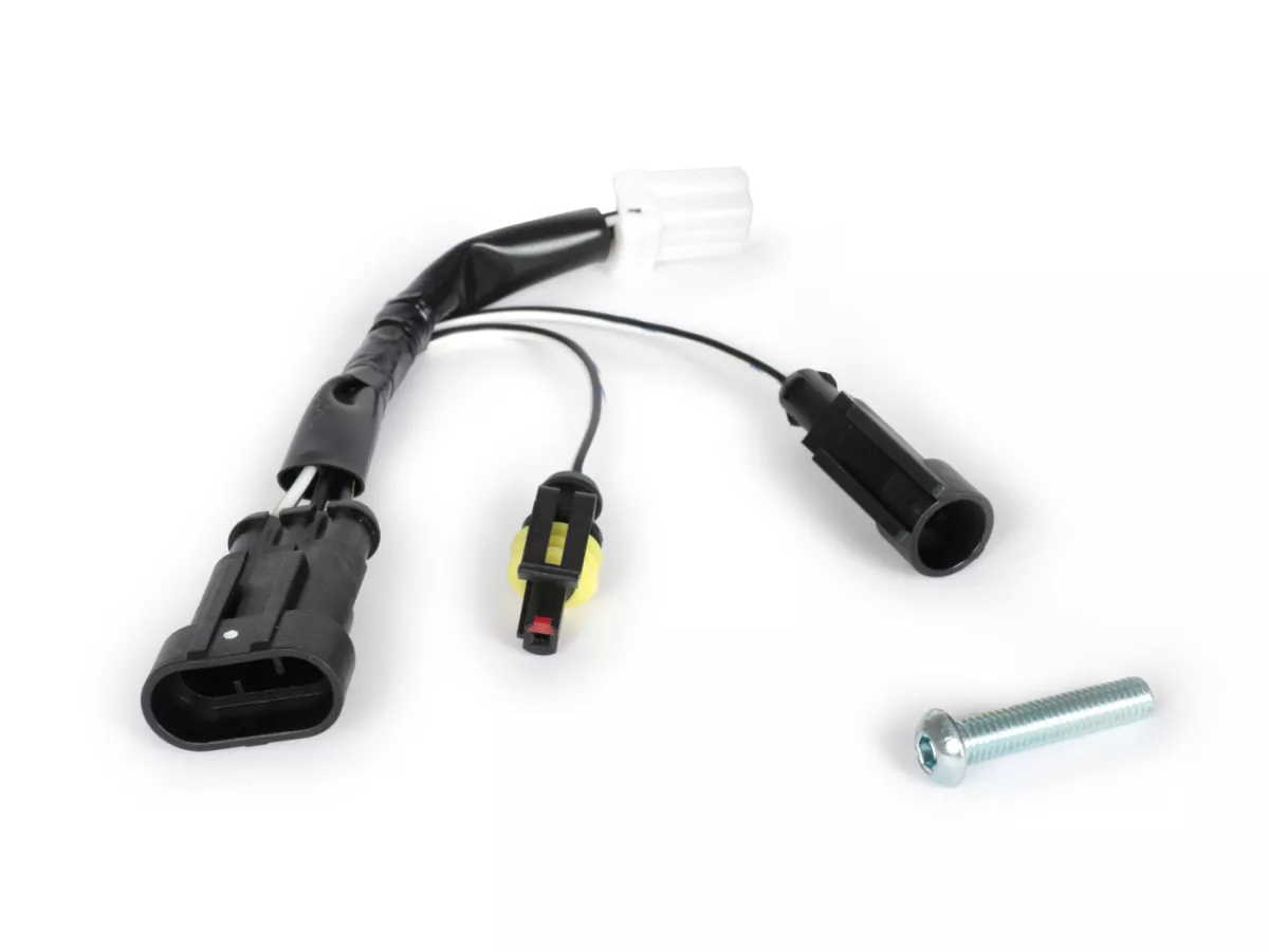 Feu arrière avec support de montage -4 CORSA LED- Vespa GTS (2019-2022) GTS125 iGet, GTS300 HPE, GTS SUPER 125/300 HPE, GTS SUPERSPORT 125/300, GTS SUPERTECH 125/300 HPE - cabochon rouge/ support de montage chromé