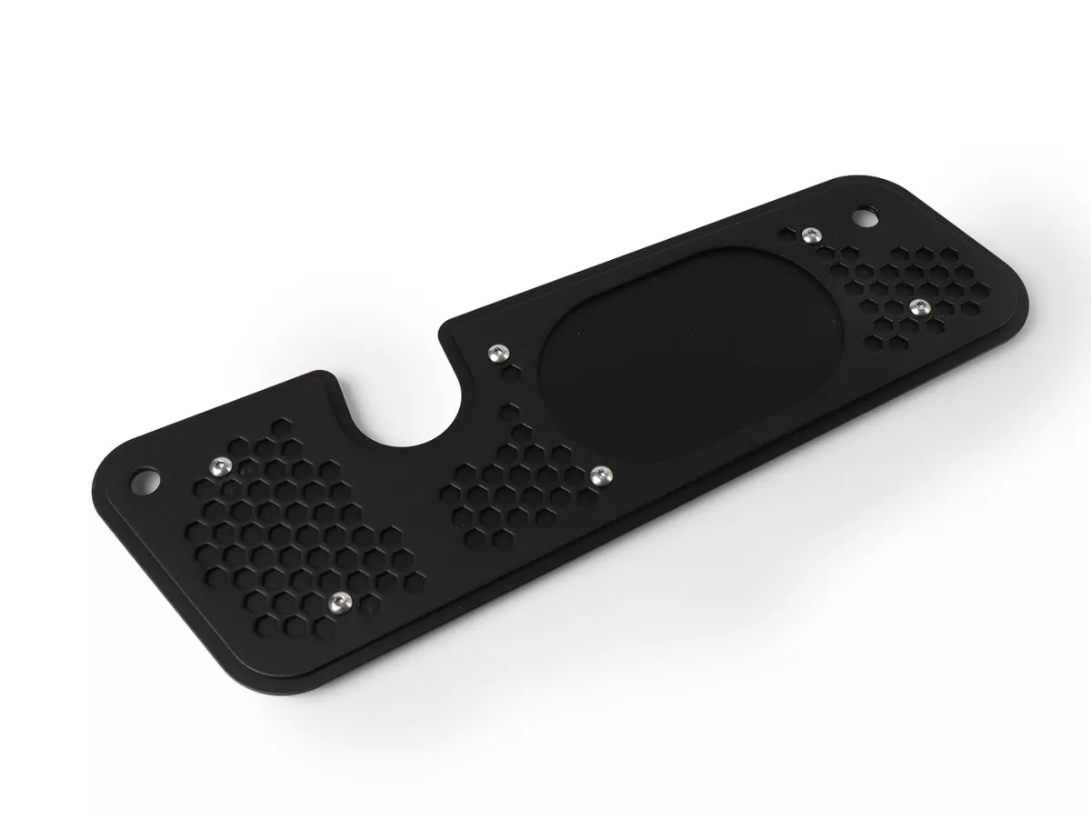 Coperchio di scarico per forcellone motore -JAILBREAK CUSTOMS, acciaio inox nero - Vespa GT 250 (ZAPM45102), Vespa GT L 125 (ZAPM31100, ZAPM31101), Vespa GT L 200 (ZAPM31200), Vespa GTS 125 (ZAPM31300), Vespa GTS 250 (ZAPM45100, ZAPM45101), Vespa GTS 300