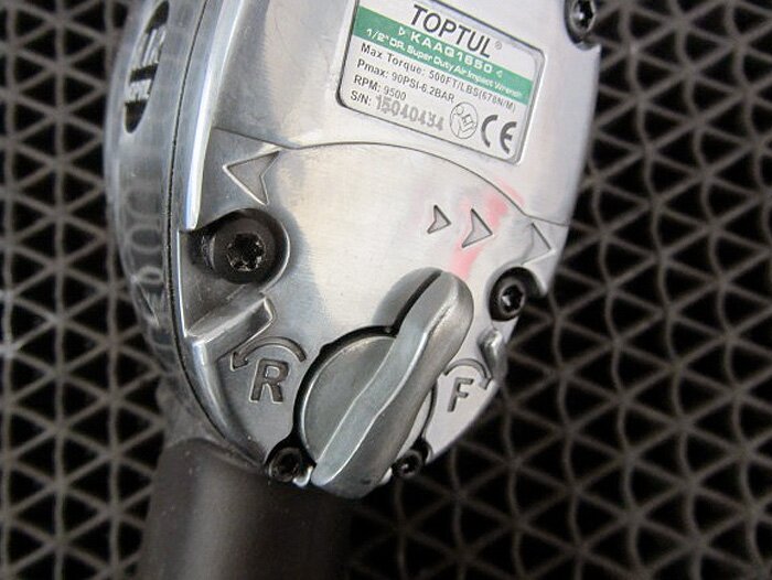 Llave de impacto (aire comprimido) -TOPTUL 1/2 678 Nm-