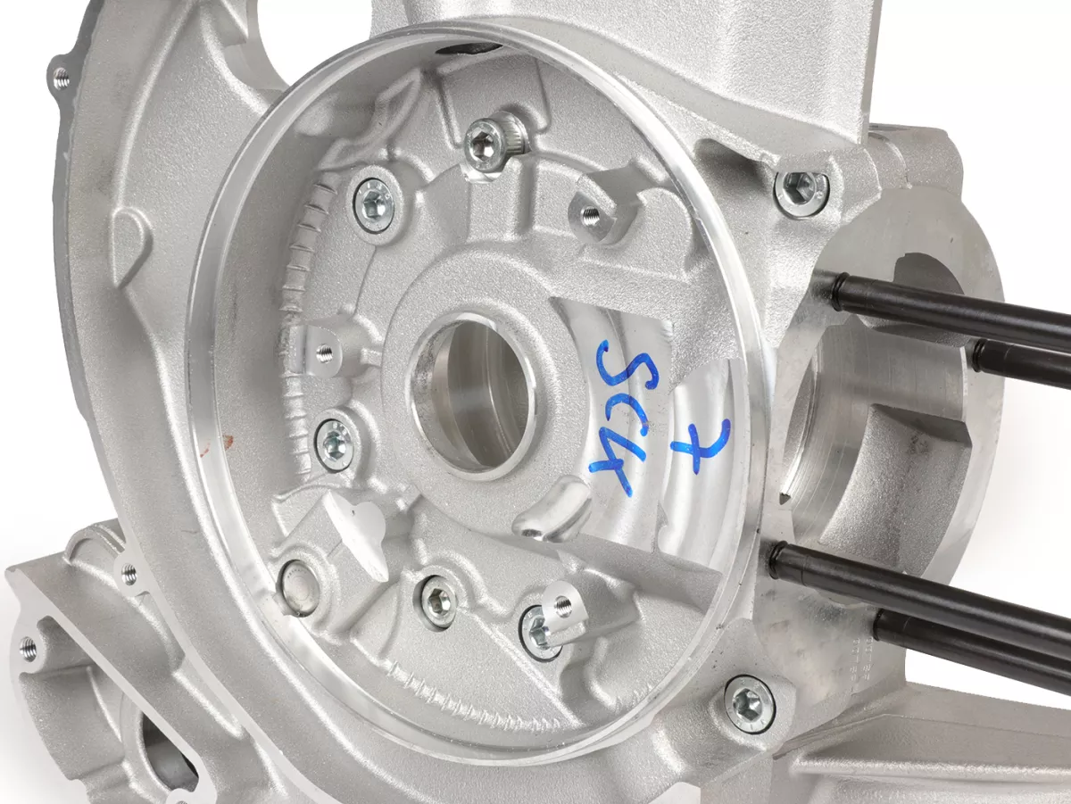 Carter -MALOSSI VR-One, membraaninlaat, carter gespindeld voor krukas tot 65mm slag- gebruikt voor Malossi 210/221 Sport/MHR, Quattrini M232/M244 - Vespa PX200 Elestart