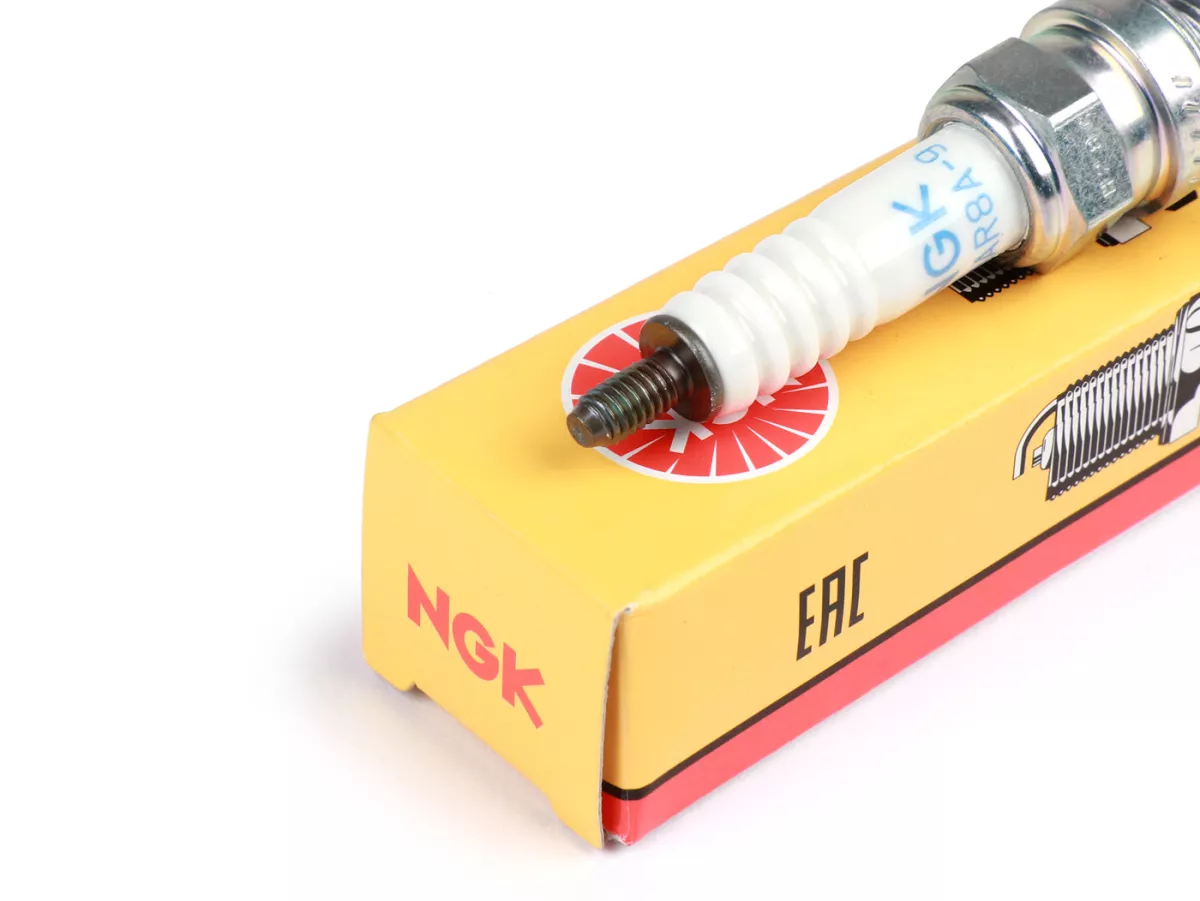 Spark plug -NGK- LMAR8A-9 - Honda NSS Forza 250 - 300, SH 300