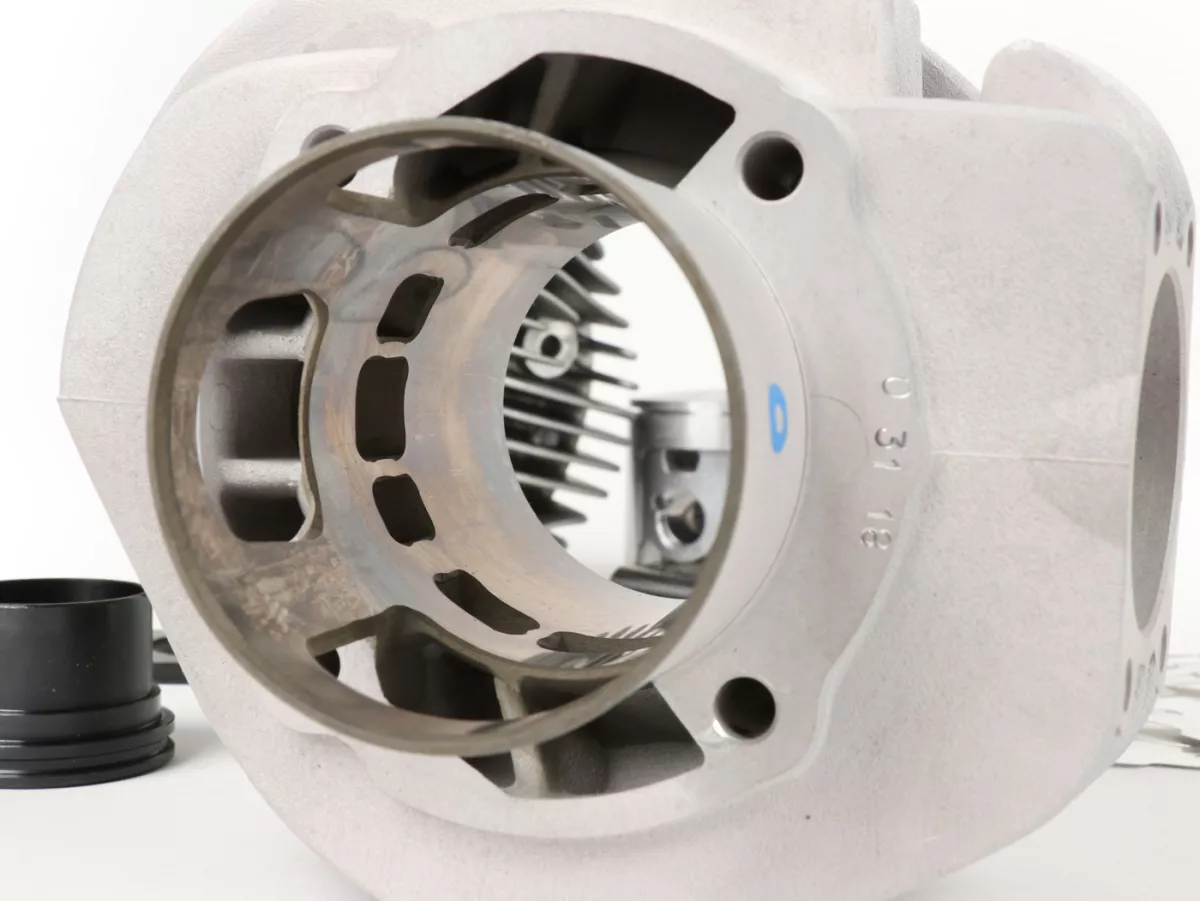 Cylinder -MALOSSI MHR alloy 177 cc 3 Ports, 57mm stroke, double exhaust port- Vespa P125-150