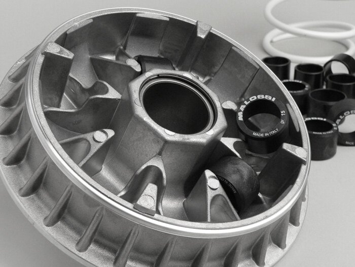 Kit variateur -MALOSSI Multivar 2000- Piaggio Master 400-500 cc (depuis May 2004) - 25x17mm (8x 15gr)