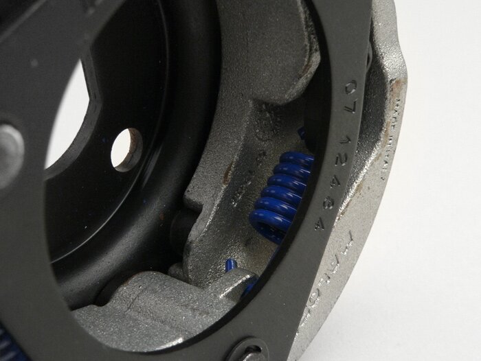Embrague -MALOSSI Delta- Honda 150cc (tipo FES, NES), YAMAHA Aerox 155 NVX (2017-, Euro4), NMax 125 (-2016, Euro3, E353E), NMax 125 (2017-, Euro4, E3X7E), NMax 155 (-2016, Euro3), NMax 155 (2017-, Euro4), Tricity 125 (2017-, Euro4, E3V8E), Tricity 155 (20