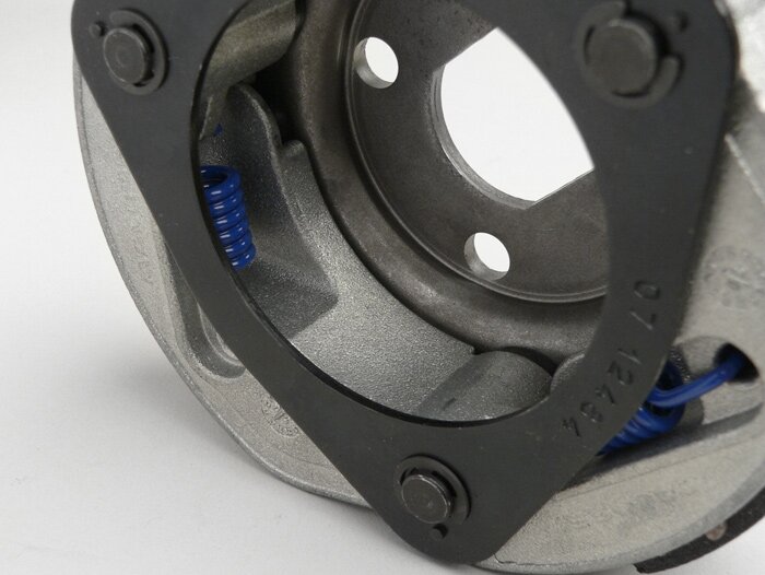 Embrague -MALOSSI Fly- Honda 150cc (tipo FES, NES), YAMAHA Aerox 155 NVX (2017-, Euro4), NMax 125 (-2016, Euro3, E353E), NMax 125 (2017-, Euro4, E3X7E), NMax 155 (-2016, Euro3), NMax 155 (2017-, Euro4), Tricity 125 (2017-, Euro4, E3V8E), Tricity 155 (2017