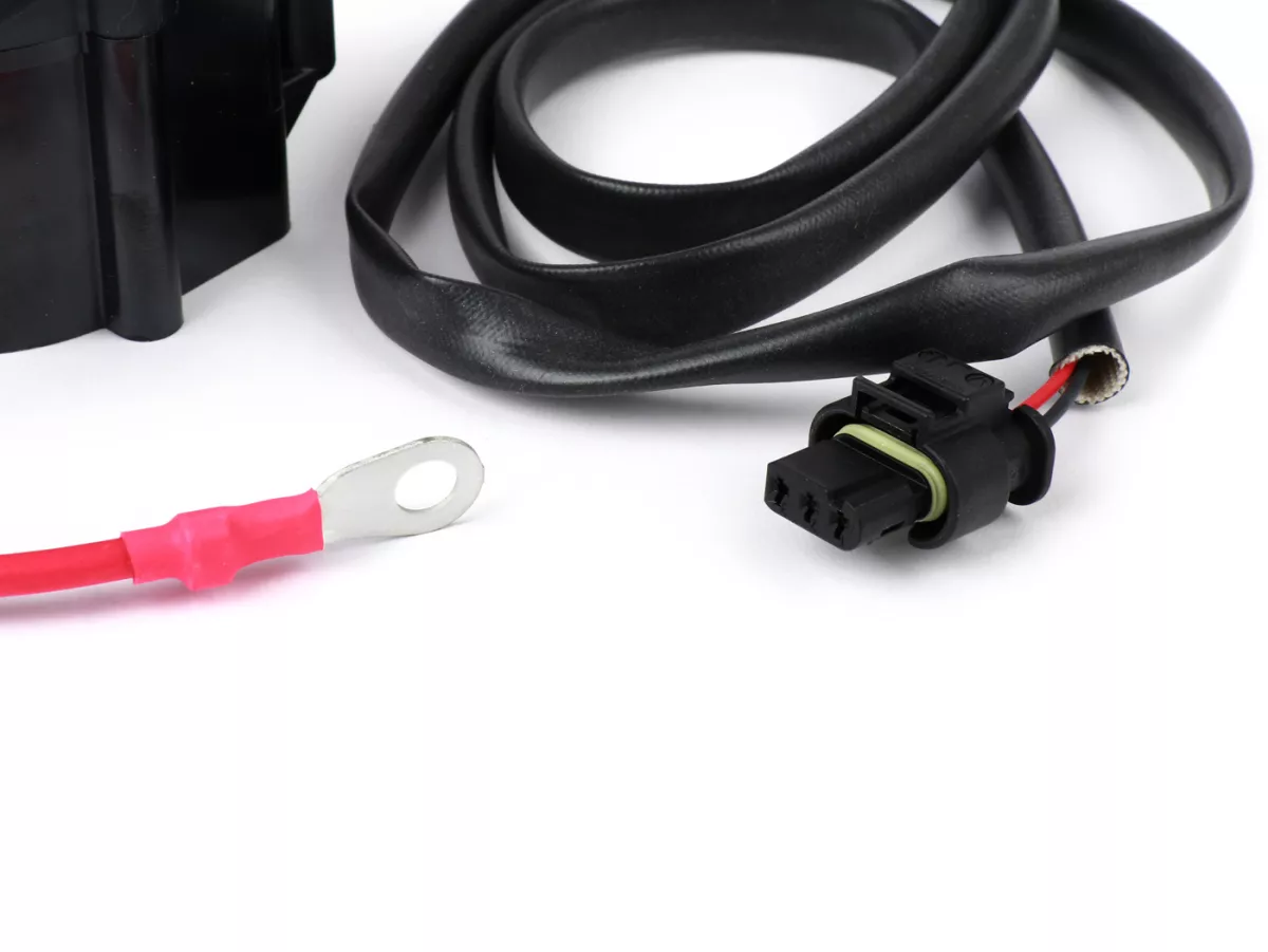 Bomba de agua -MALOSSI- Universal, 12V, caudal 1200 litros / hora
