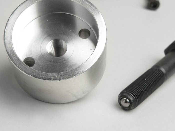 Extractor -MALOSSI- for internal rotor ignition