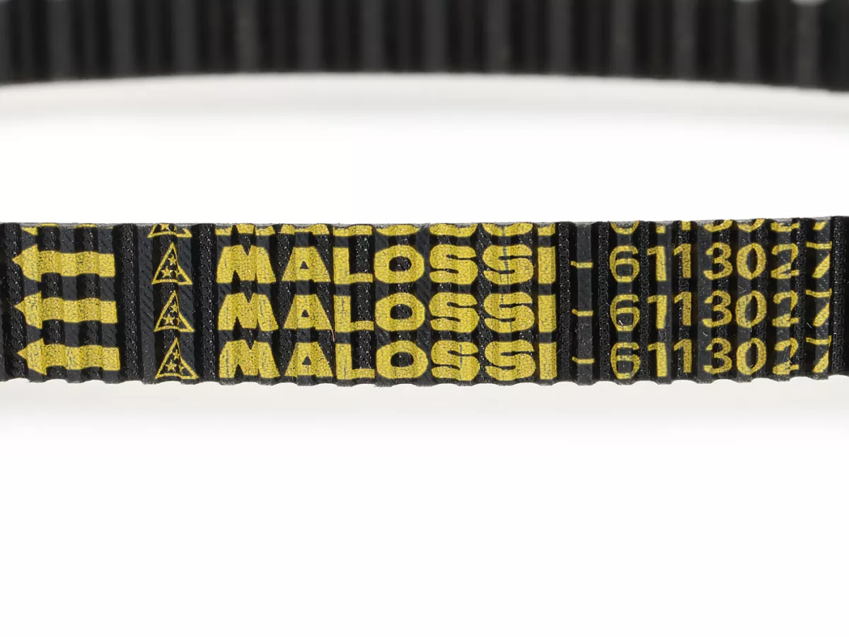 V-rem -MALOSSI Aramid (835x22,5mm)- Piaggio 250-300 ccm Quasar, HPE (kort hus)- Vespa GT 250 (ZAPM45102), Vespa GTS 250 (ZAPM45100, ZAPM45101), Vespa GTS 300 (ZAPM45200, ZAPM45202, ZAPMA3300), Vespa GTS Super 300 (ZAPM45200, ZAPM45202, ZAPMA330)