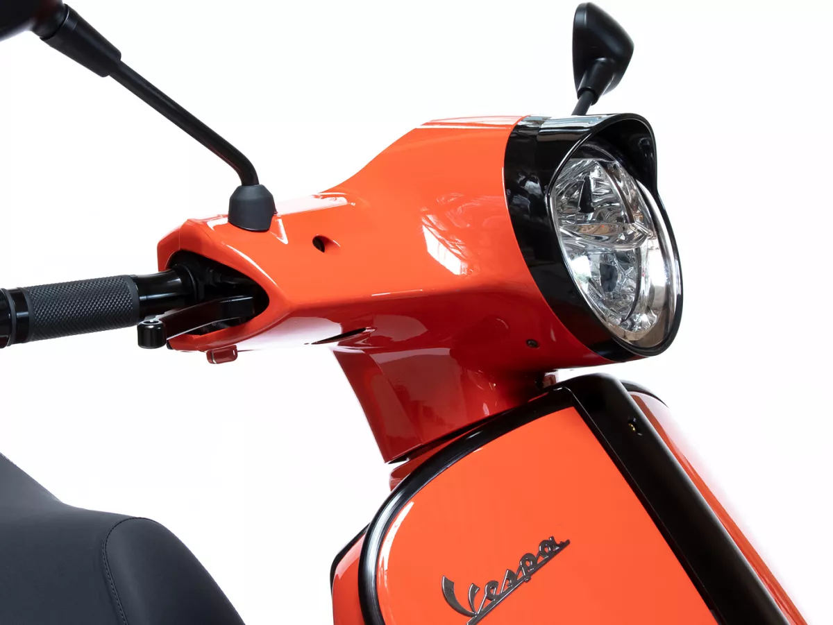 Headlight rim with visor -MOTO NOSTRA- Vespa GTS 300 HPE (2019-2022), GTS 125 IGET (2019-2022) - flat black
