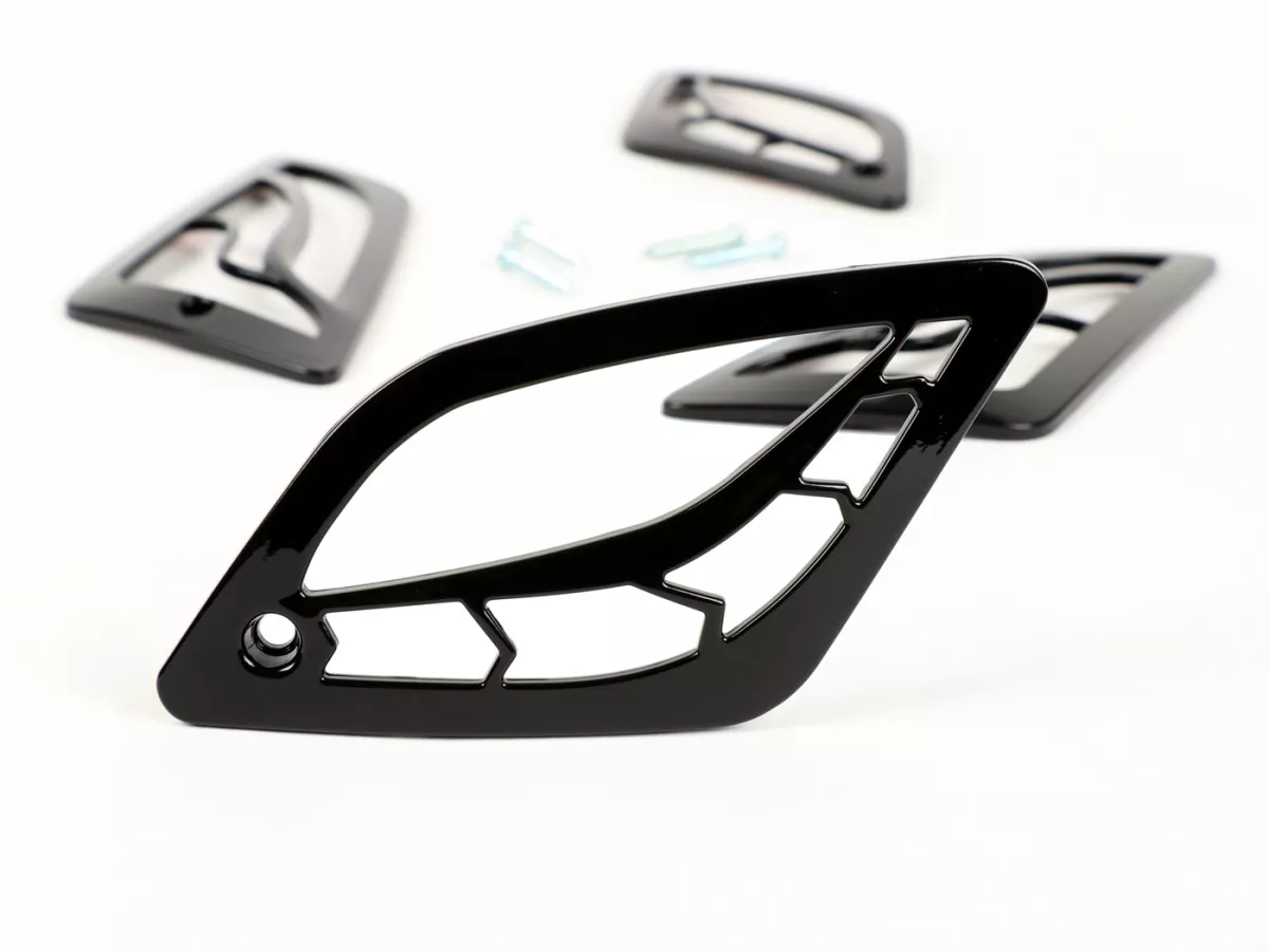 Kit grilles clignotants -MOTO NOSTRA- Vespa GT, GTL, GTV, GTS 125-300 - noir briliant