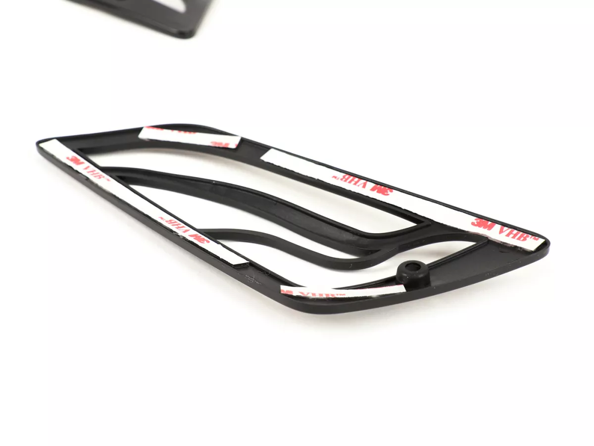 Kit grilles clignotants -MOTO NOSTRA- Vespa GT, GTL, GTV, GTS 125-300 - noir briliant