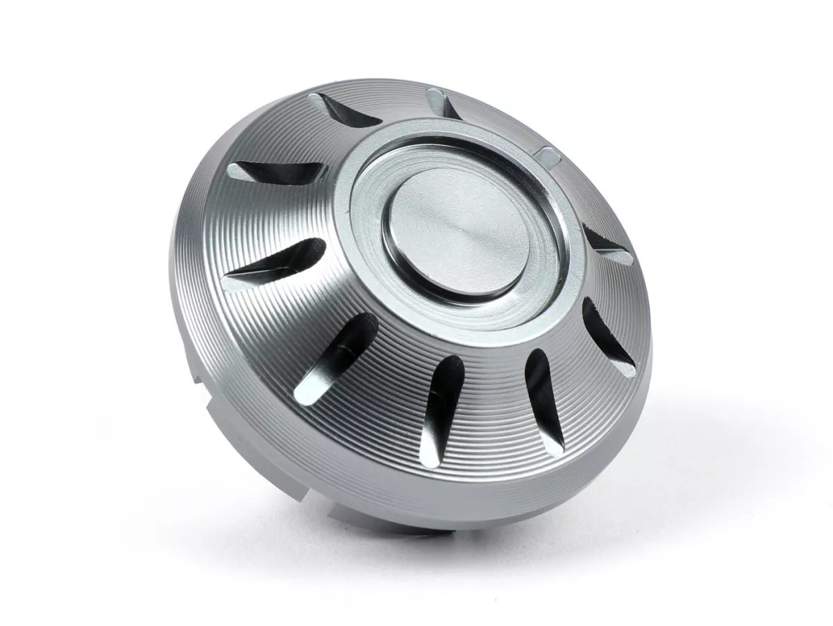 Afdekkap wielmoer / velg Ø=35mm -MOTO NOSTRA, CNC, grijs- Vespa PX (-1984 - achter), Rally, Sprint, TS, GT, GTR, GS160, SS180, V50 Special (V5B vanaf 1972), V50N, SS50-90, PV125, ET3, Vespa ET2, ET4, GT, GTL, GTS, GTV, LX, LXV, S, Gilera Fuoco, Piagg