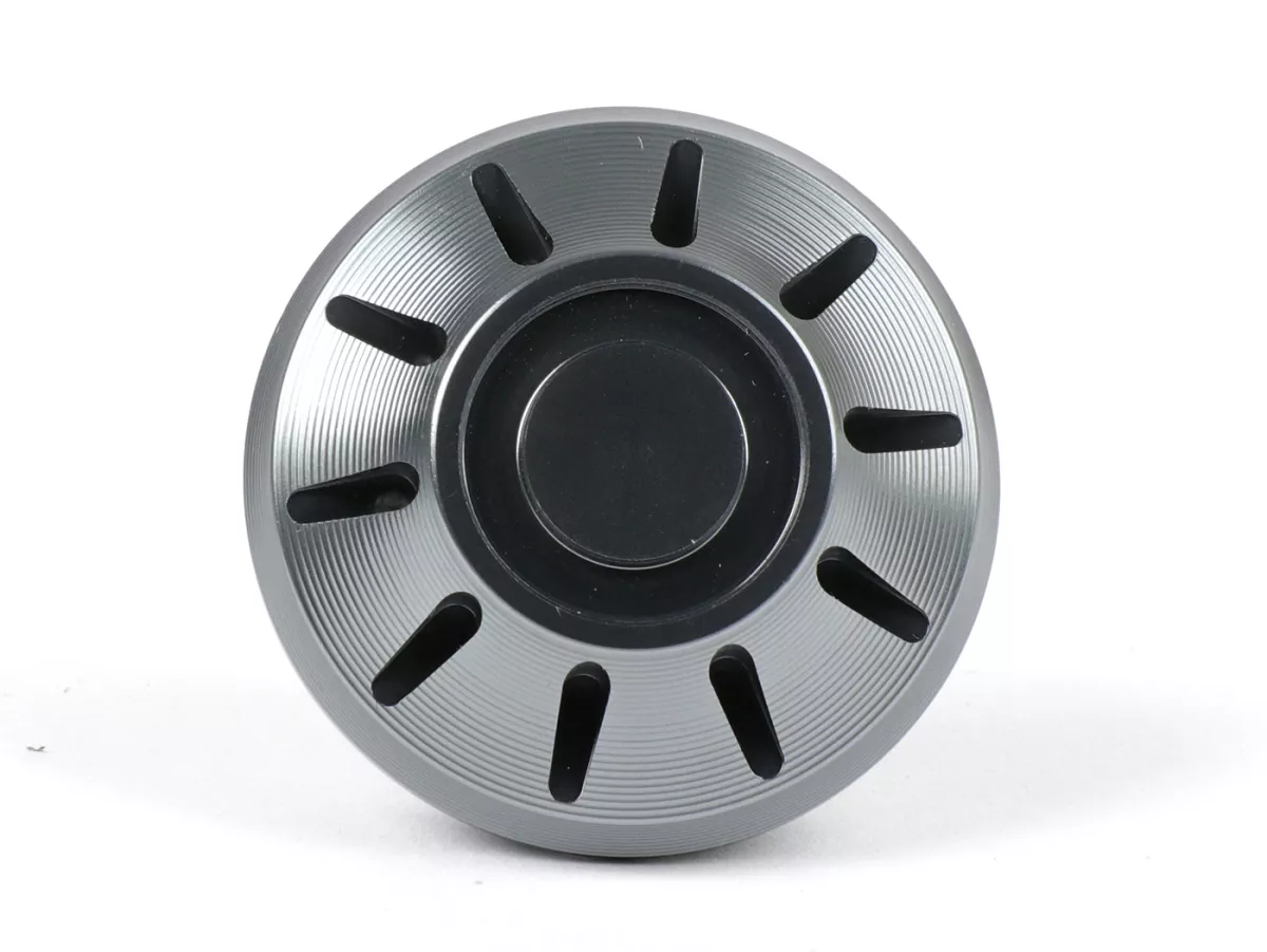 Afdekkap wielmoer / velg Ø=35mm -MOTO NOSTRA, CNC, grijs- Vespa PX (-1984 - achter), Rally, Sprint, TS, GT, GTR, GS160, SS180, V50 Special (V5B vanaf 1972), V50N, SS50-90, PV125, ET3, Vespa ET2, ET4, GT, GTL, GTS, GTV, LX, LXV, S, Gilera Fuoco, Piagg
