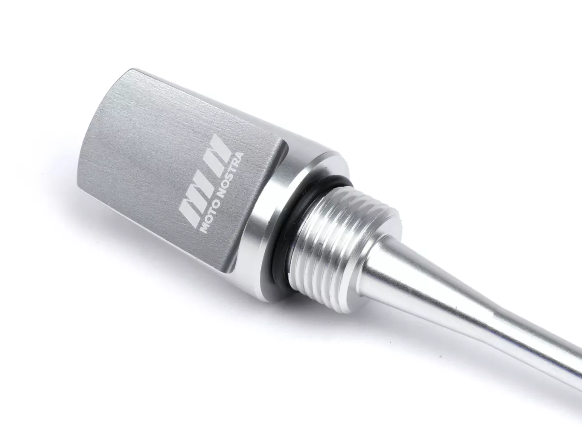 Sumbat pengisi oli dengan tongkat celup -MOTO NOSTRA- CNC silver - Oli mesin - Vespa GTS HPE 300 (ZAPMA3600, ZAPMD310), Vespa GTS Super 125 (ZAPM45300, ZAPM45301), Vespa GTS Super HPE 300 (ZAPMA360, ZAPMD3100), Vespa GTS Super Sport 125 (ZAPM45300), Vespa