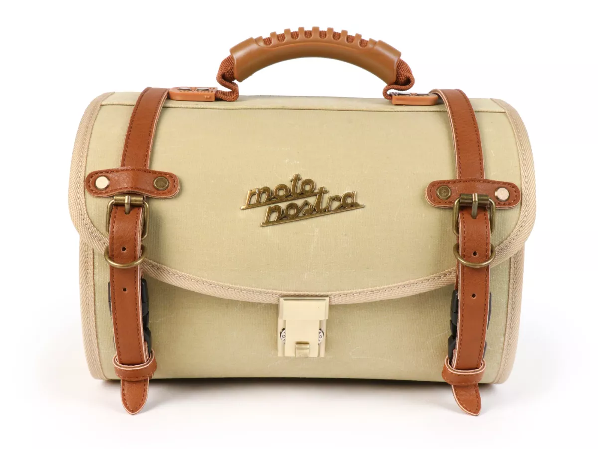 Sac à roulettes (petit) pour le transport (alternative au topcase) -MOTO NOSTRA Classic coton ciré 330x190x180mm- convient par exemple pour Vespa, Lambretta, GTS 125-300, GTV, LX/LXV, ET4, S50-150, Sprint, Primavera - 10 litres - beige