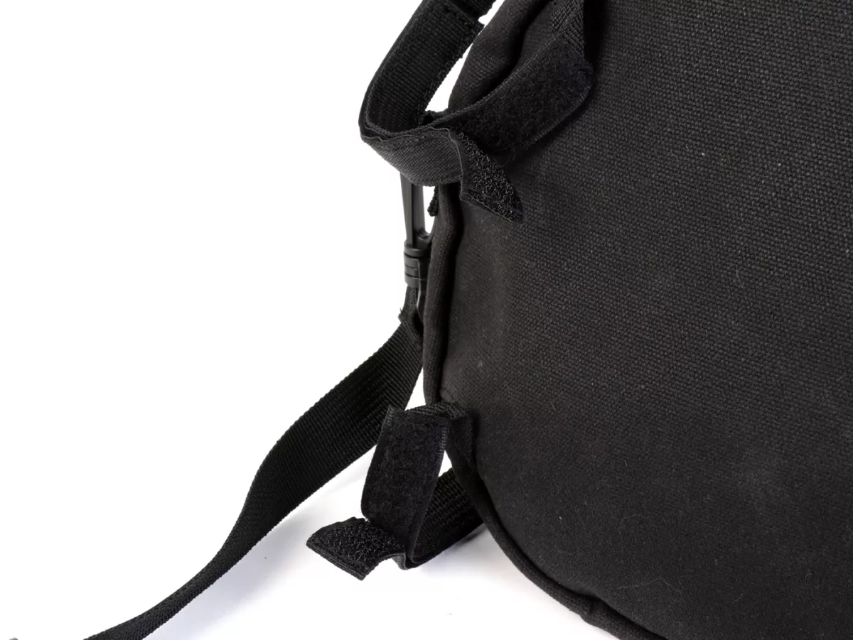 Tas bundar (Ø23cm) untuk roda cadangan 10 inci / tas bahu (termasuk tempat gelas) -MOTO NOSTRA Classic 'kanvas berlapis lilin' - cocok untuk misalnya Vespa, Lambretta - hitam
