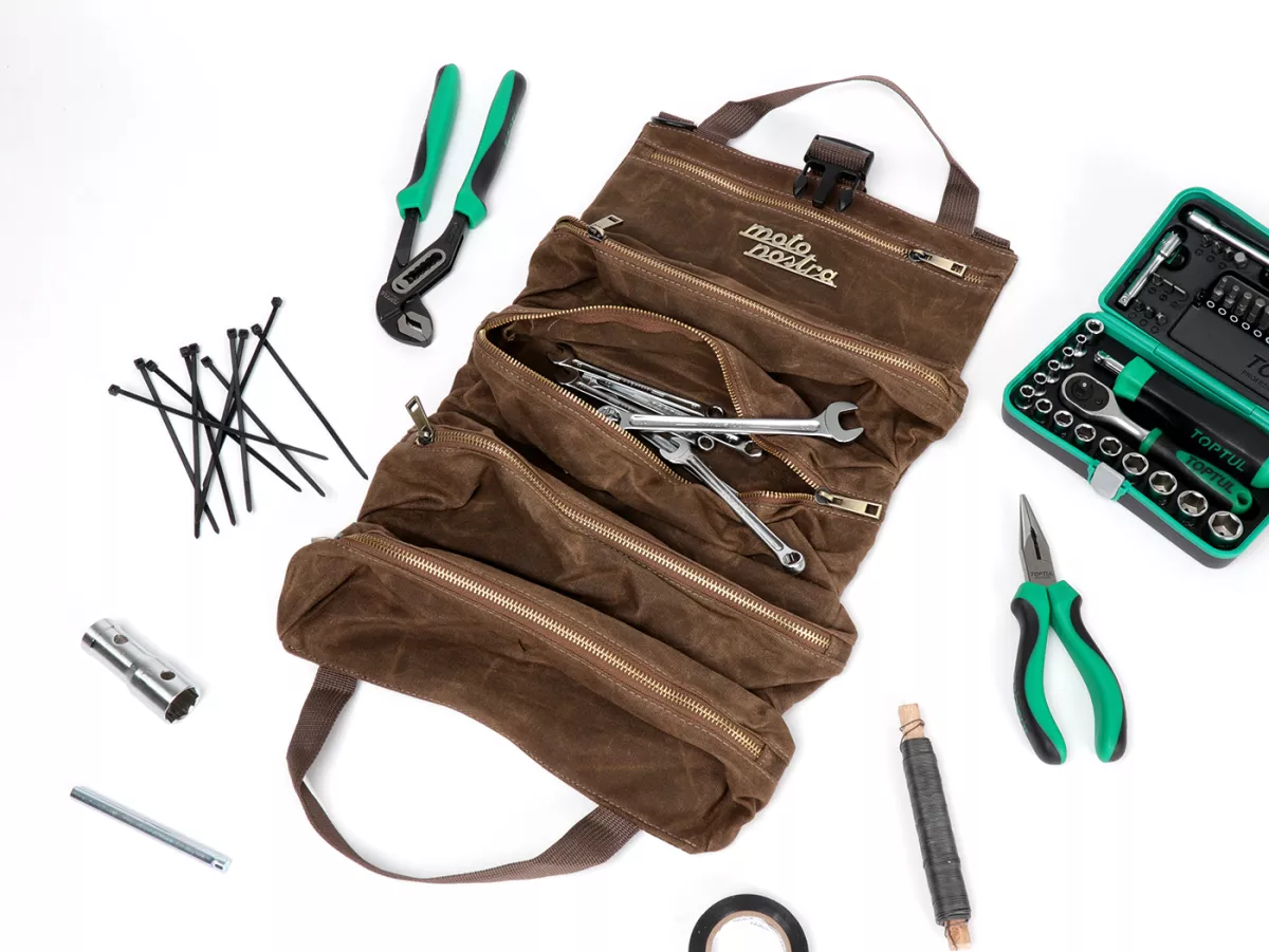 Werkzeugtasche mit Werkzeug -MOTO NOSTRA- Vespa VNB, VBB, Rally, Sprint, PX, PK, Lambretta, GTS, Sprint, Primavera, LX, S, ET4 universal - Braun