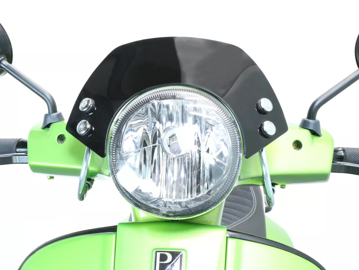Vindruta med förkromade fästen -MOTO NOSTRA, b=300mm, h=105mm- Vespa GT, GTL, GTS, GTS Super 125-300cc (-2018) - svart tonat glas