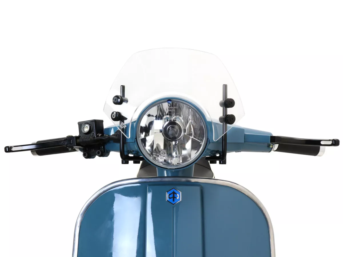 Vindruta med svarta fästen -MOTO NOSTRA, b=300mm, h=105mm- Vespa PX80, PX125, PX150, PX200, LML 125/150 Star/Stella - färglös
