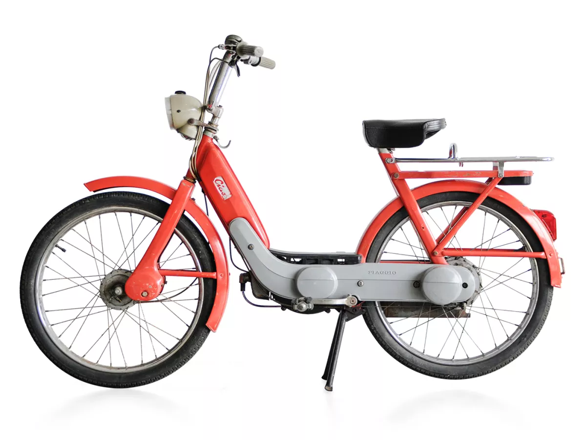 Bagagedrager achter -MOTO NOSTRA- Piaggio Ciao (hoekige zadelpen, achterlicht op spatbord)- Chroom