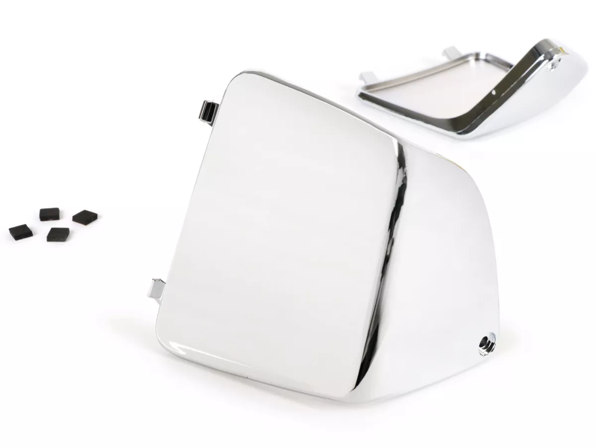 Maintenance flap set for interior lining leg shield -MOTO NOSTRA- Vespa GT, GTL, GTV, GTS 125-300 (03-22), HPE, Supertech, Supersport, Touring - (cover for cooling water connection / fuses) - chrome