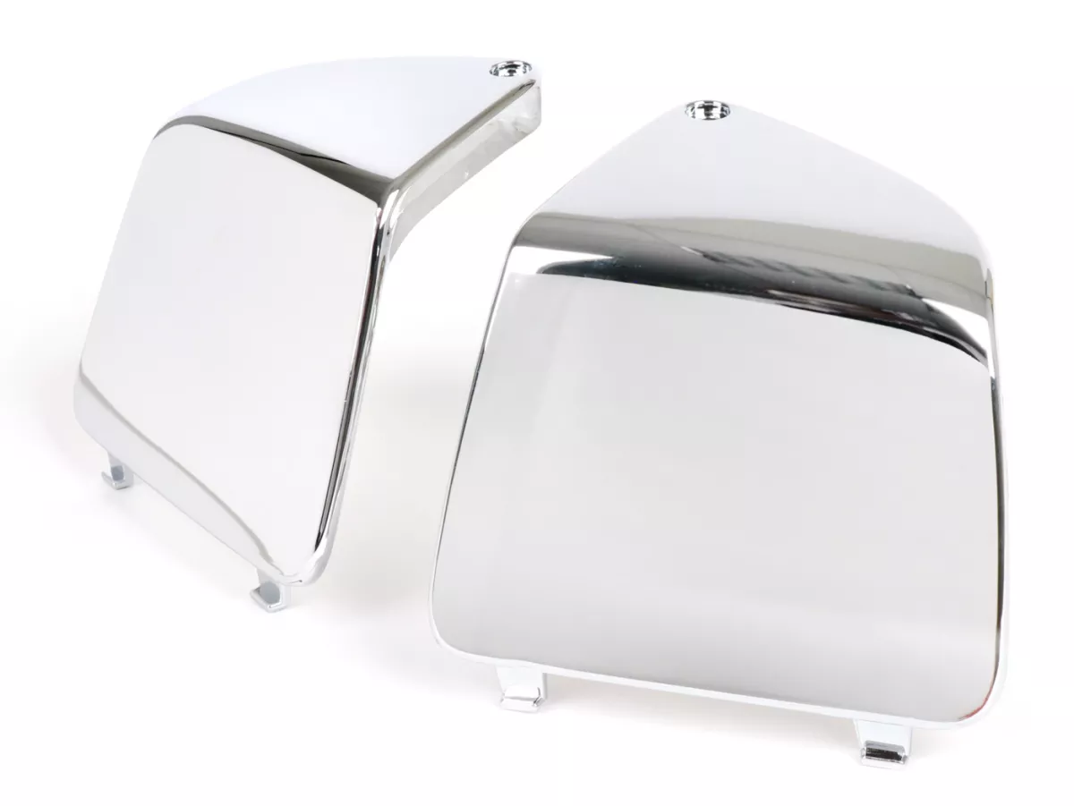 Maintenance flap set for interior lining leg shield -MOTO NOSTRA- Vespa GT, GTL, GTV, GTS 125-300 (03-22), HPE, Supertech, Supersport, Touring - (cover for cooling water connection / fuses) - chrome